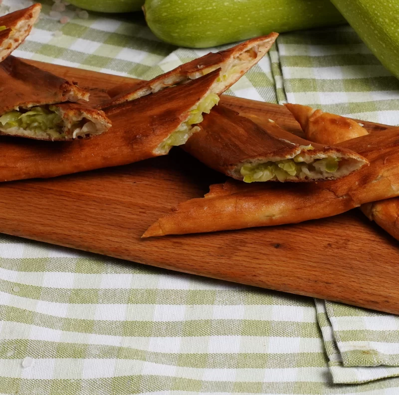 Kabaklı Kapalı Uzun Pide